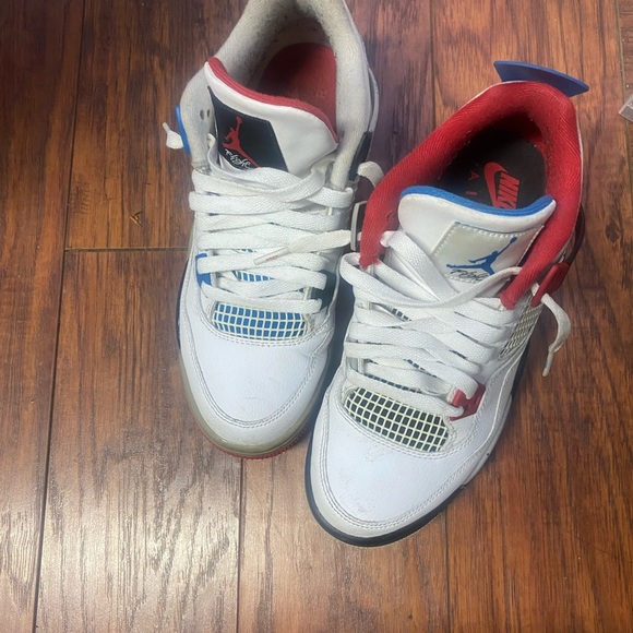 Jordan 4s - Picture 2 of 2
